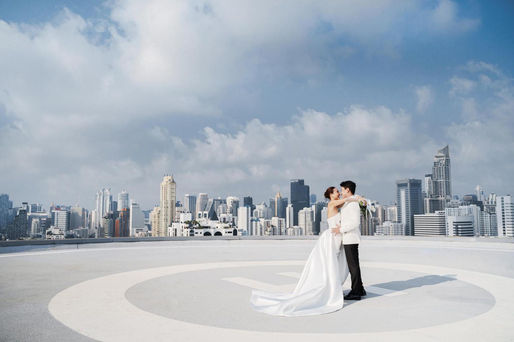 Grand Mercure Bangkok Atrium Dış mekan fotoğraf Wedding in Bangkok