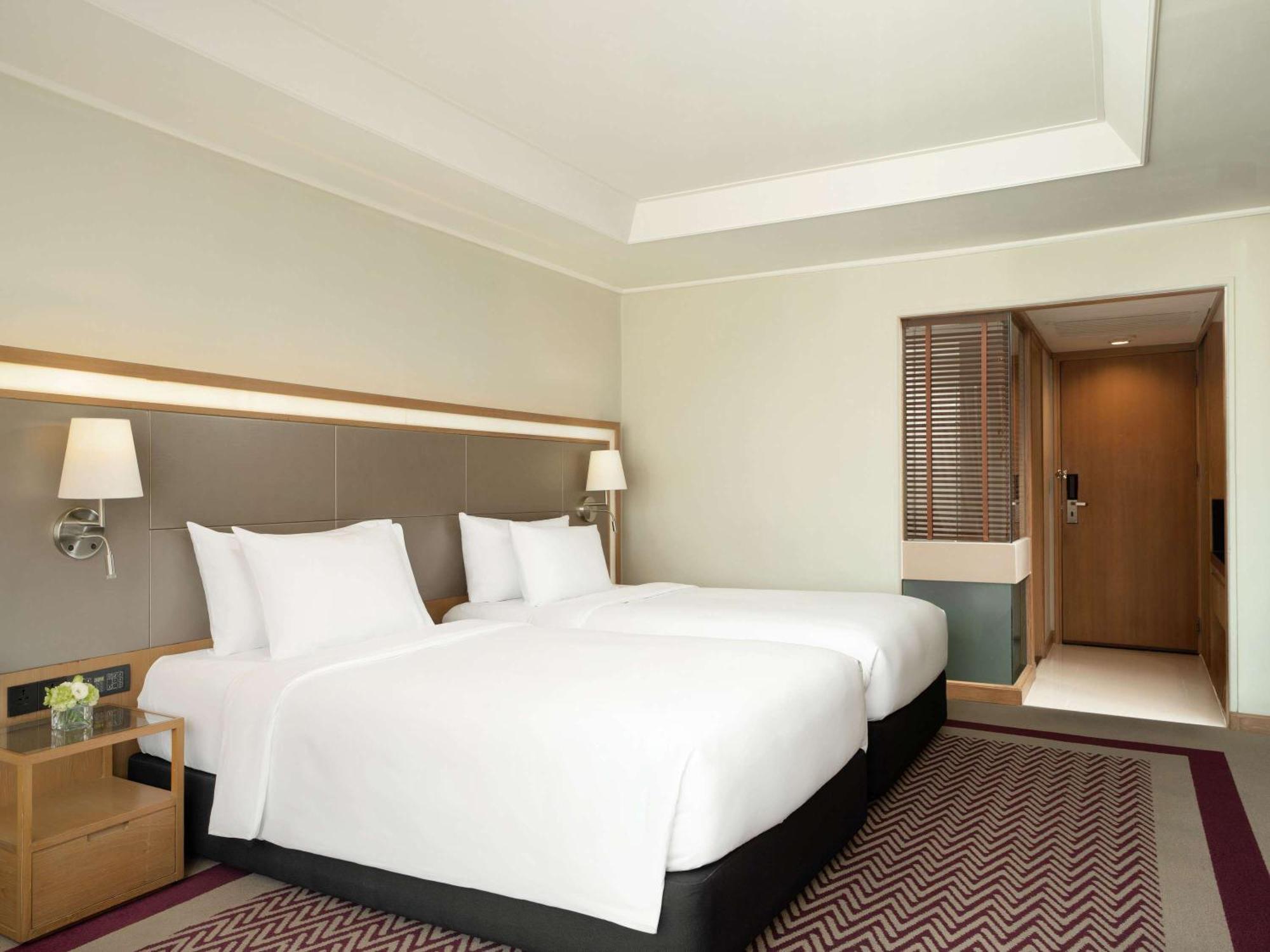 Grand Mercure Bangkok Atrium Dış mekan fotoğraf Deluxe Room